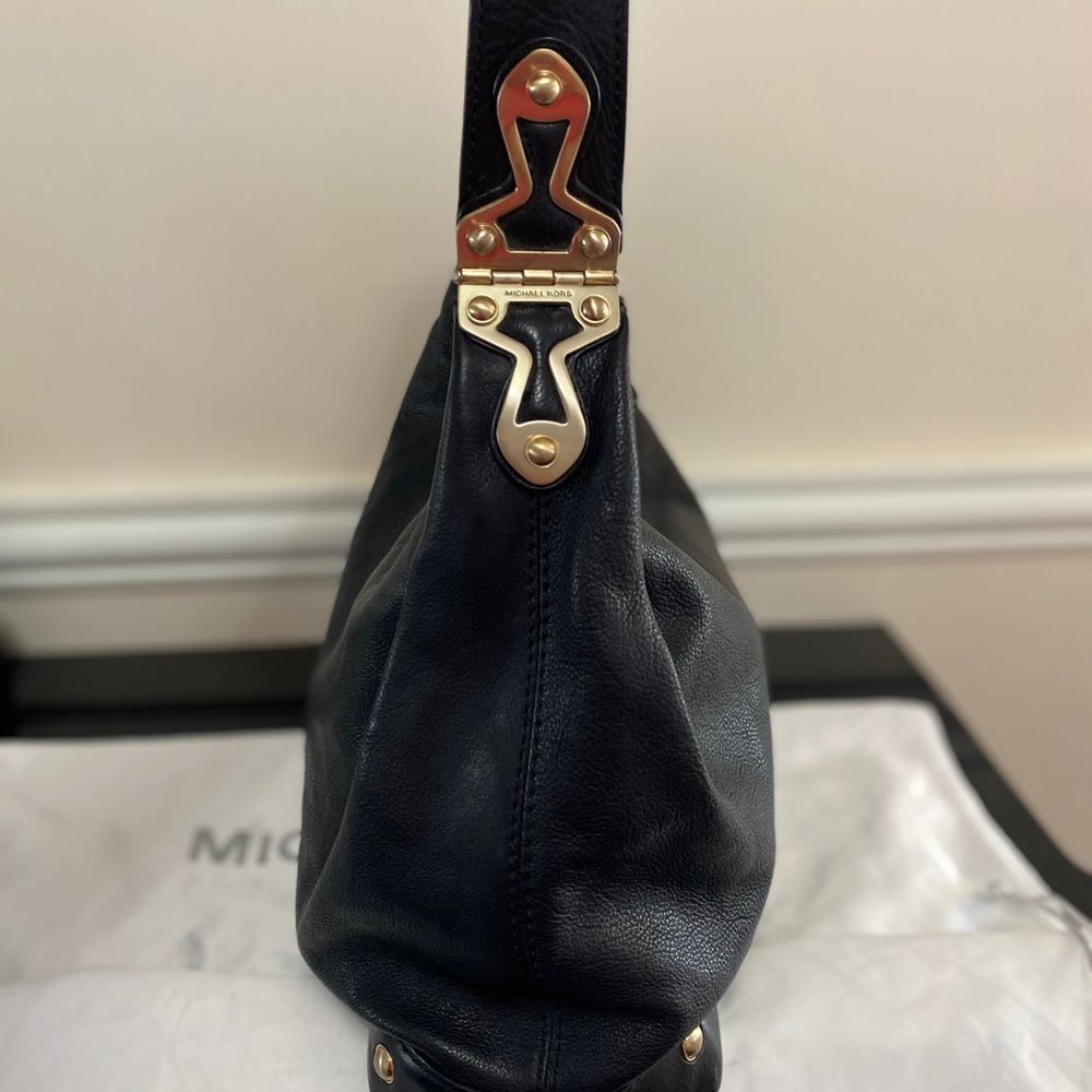 Michael Kors leather shoulder bag - Picture 6 of 10